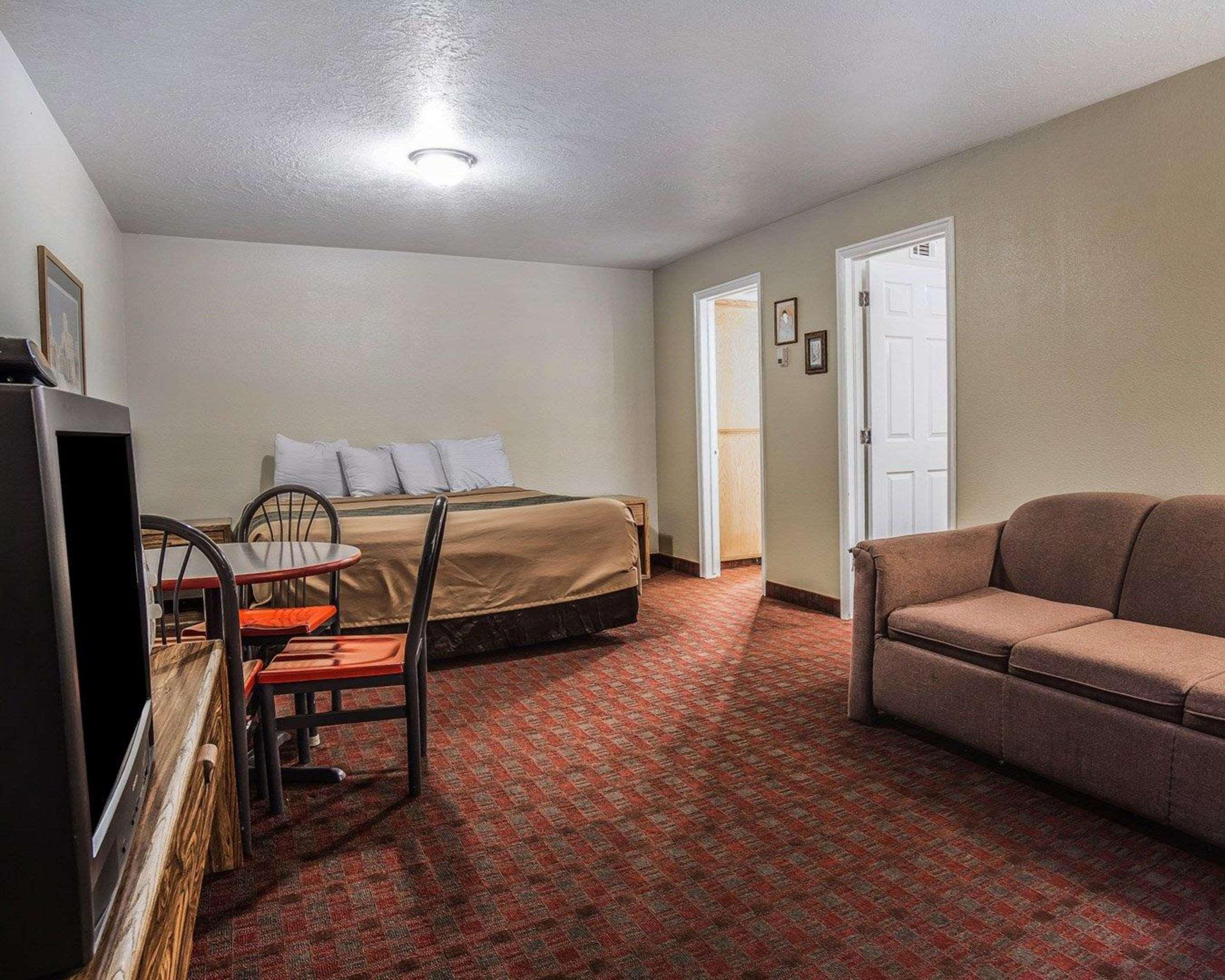 Rodeway Inn Hurricane - Zion National Park Area Dış mekan fotoğraf