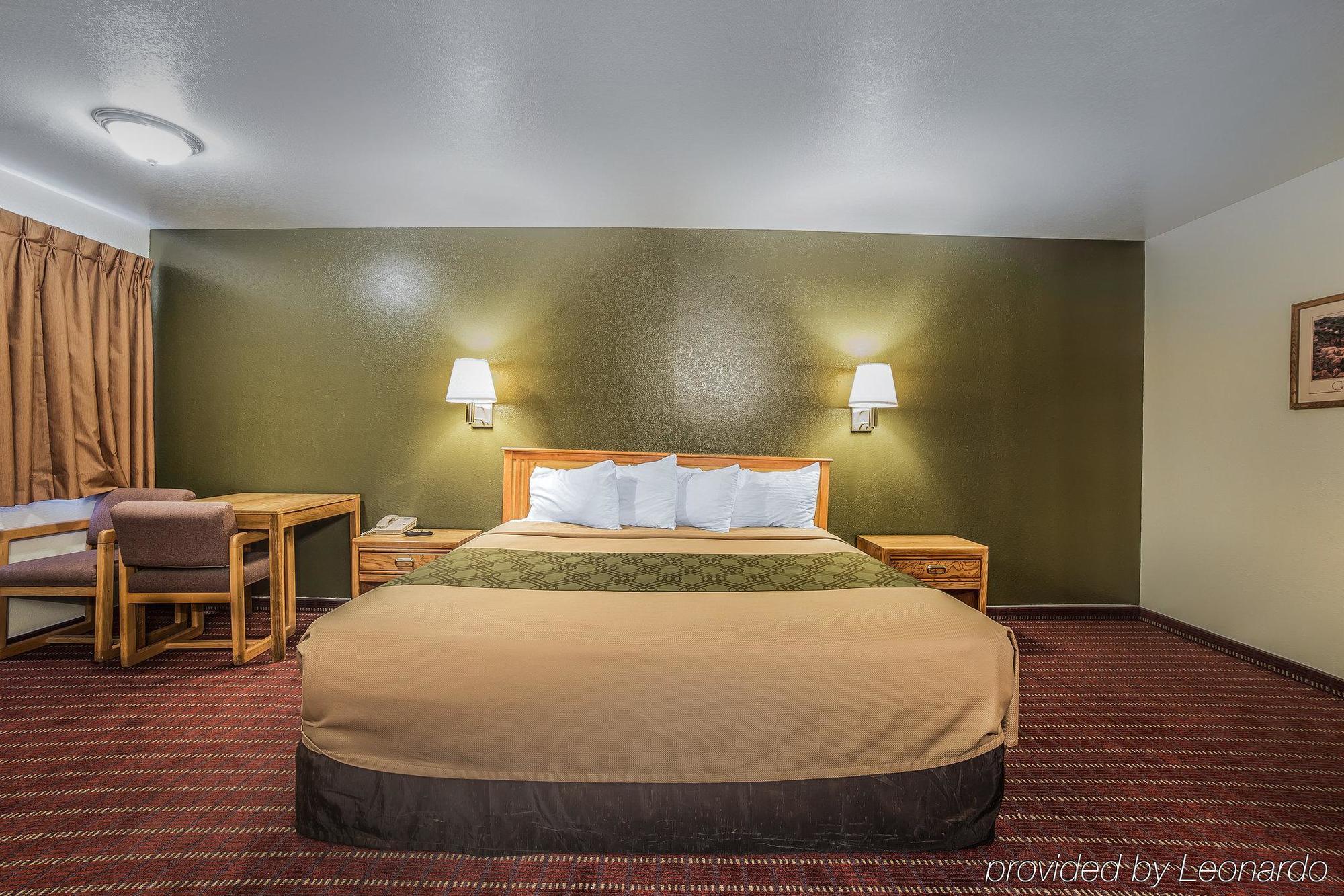 Rodeway Inn Hurricane - Zion National Park Area Dış mekan fotoğraf